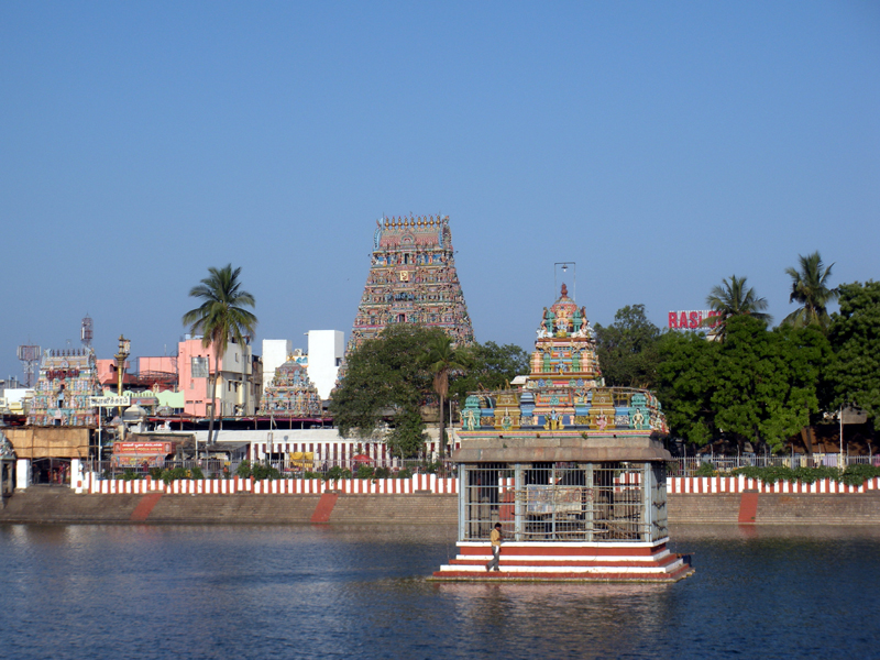 Sacred Shores and Iconic Landmarks: Chennai Day Tour Delight      