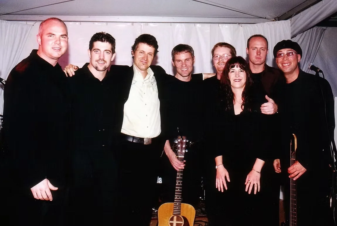 Gary White performing