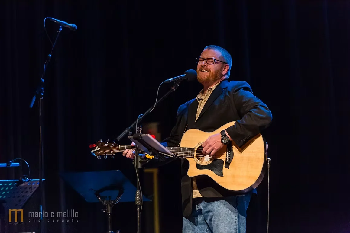 Gary White performing