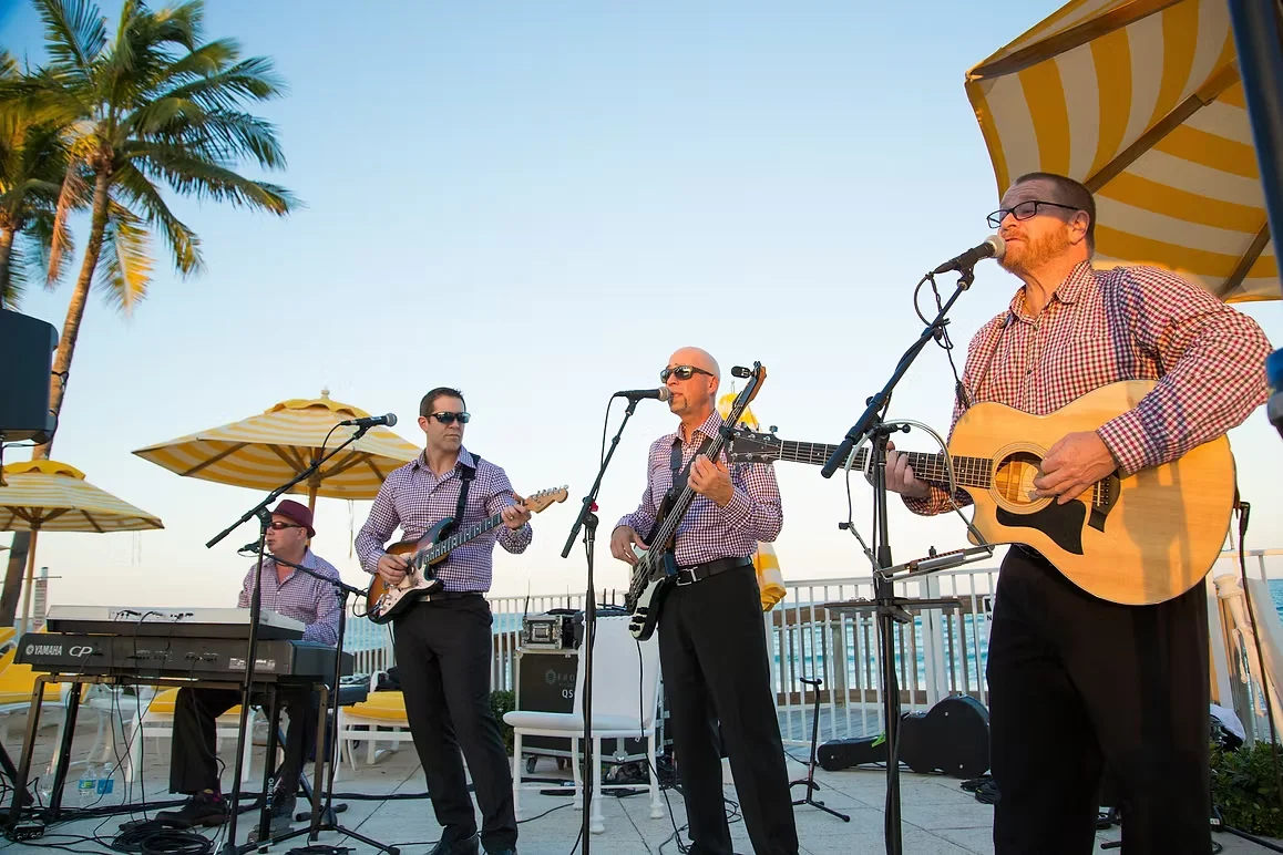 Gary White performing