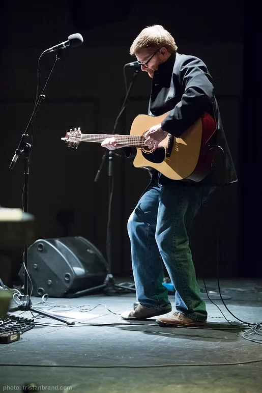 Gary White performing
