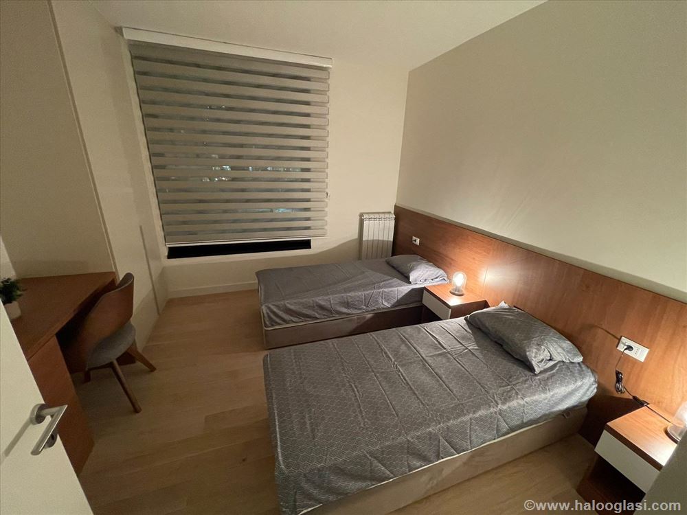 Izdajem Stan 67m²