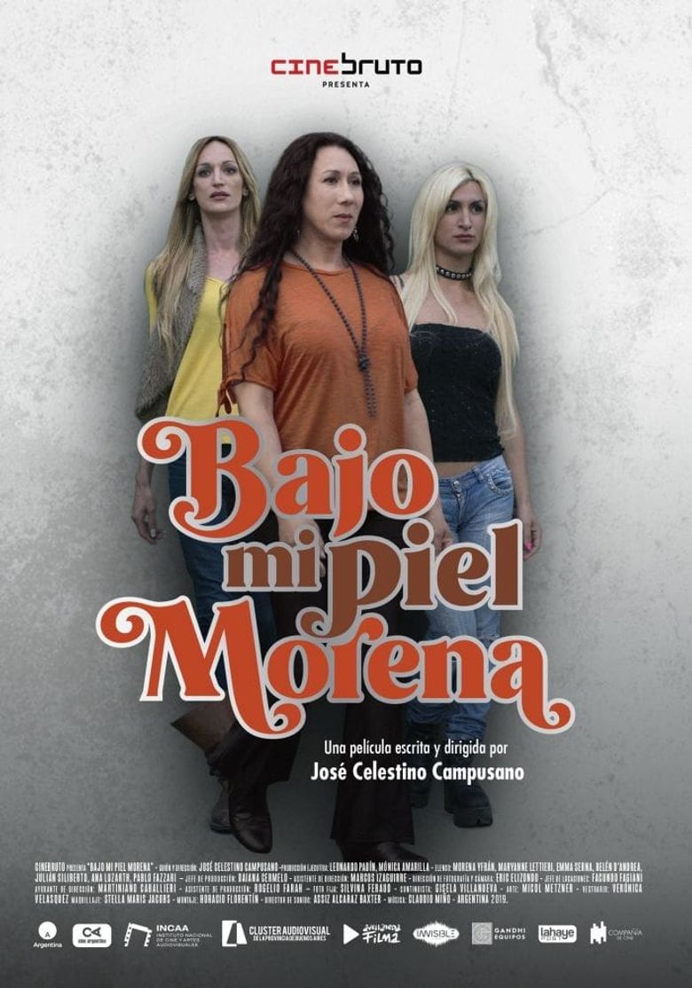 Bajo mi piel morena poster