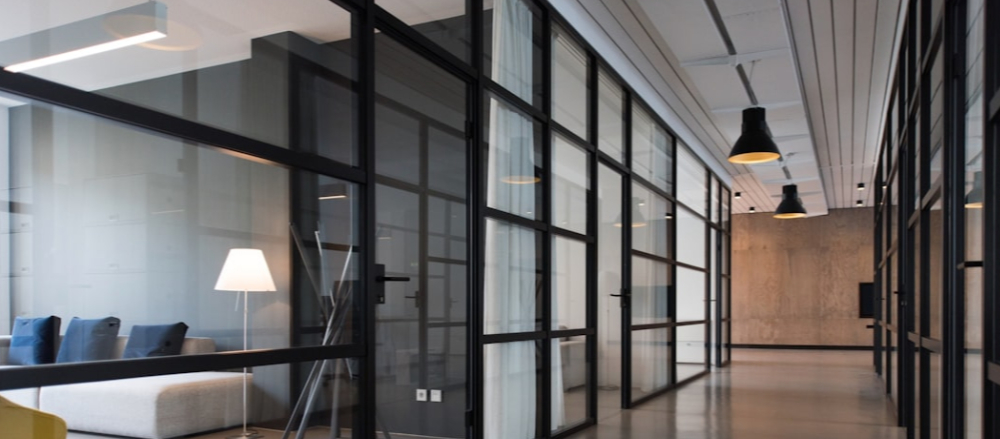 【就活無双!圧倒的成長を手に！】未経験からトップを目指す長期インターン