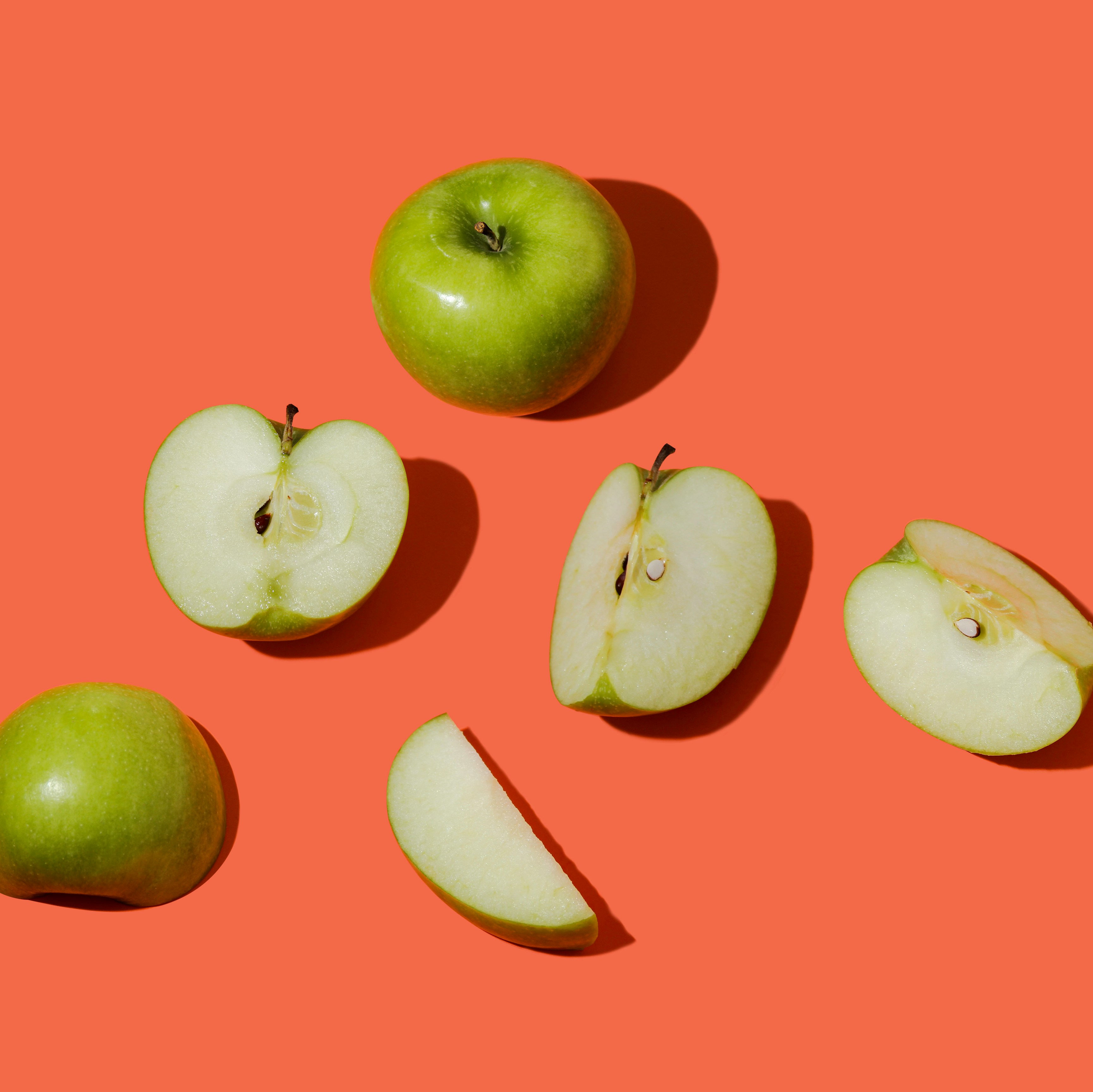 One Apple a Day: Explore the Calorie Count and Diet-Friendly Benefits
