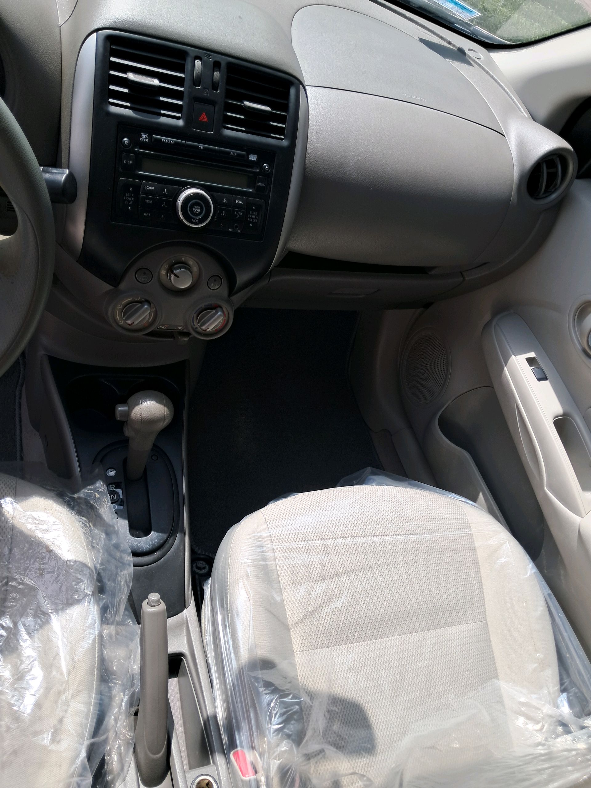 Nissan sunny 2013 gcc 