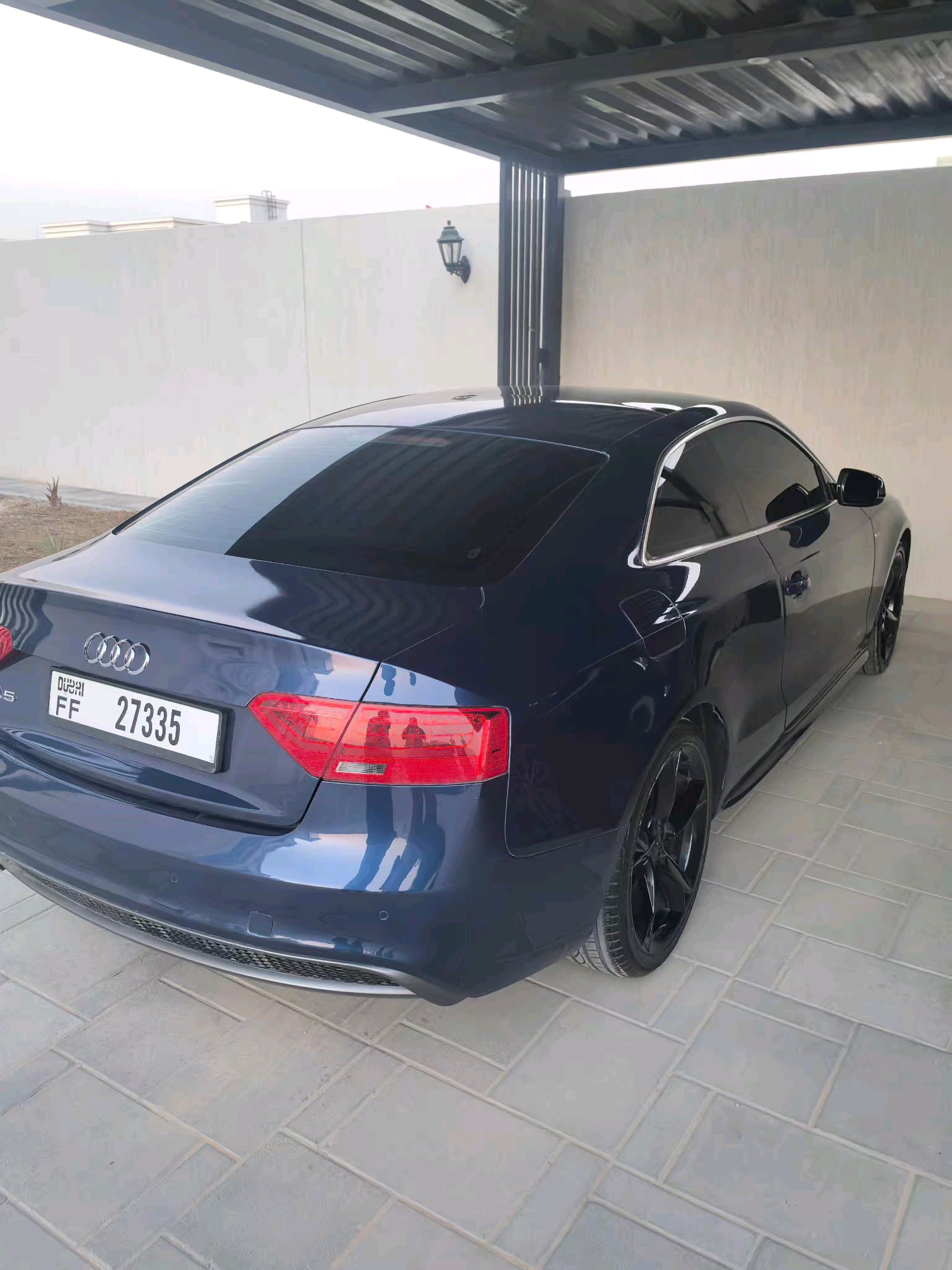 2014 Audi A5 S-line-TFSI-Quattro-2 Doorscoupe-GCC-UNIQUE COLORSUPERCLEAN-Well condition photo 2