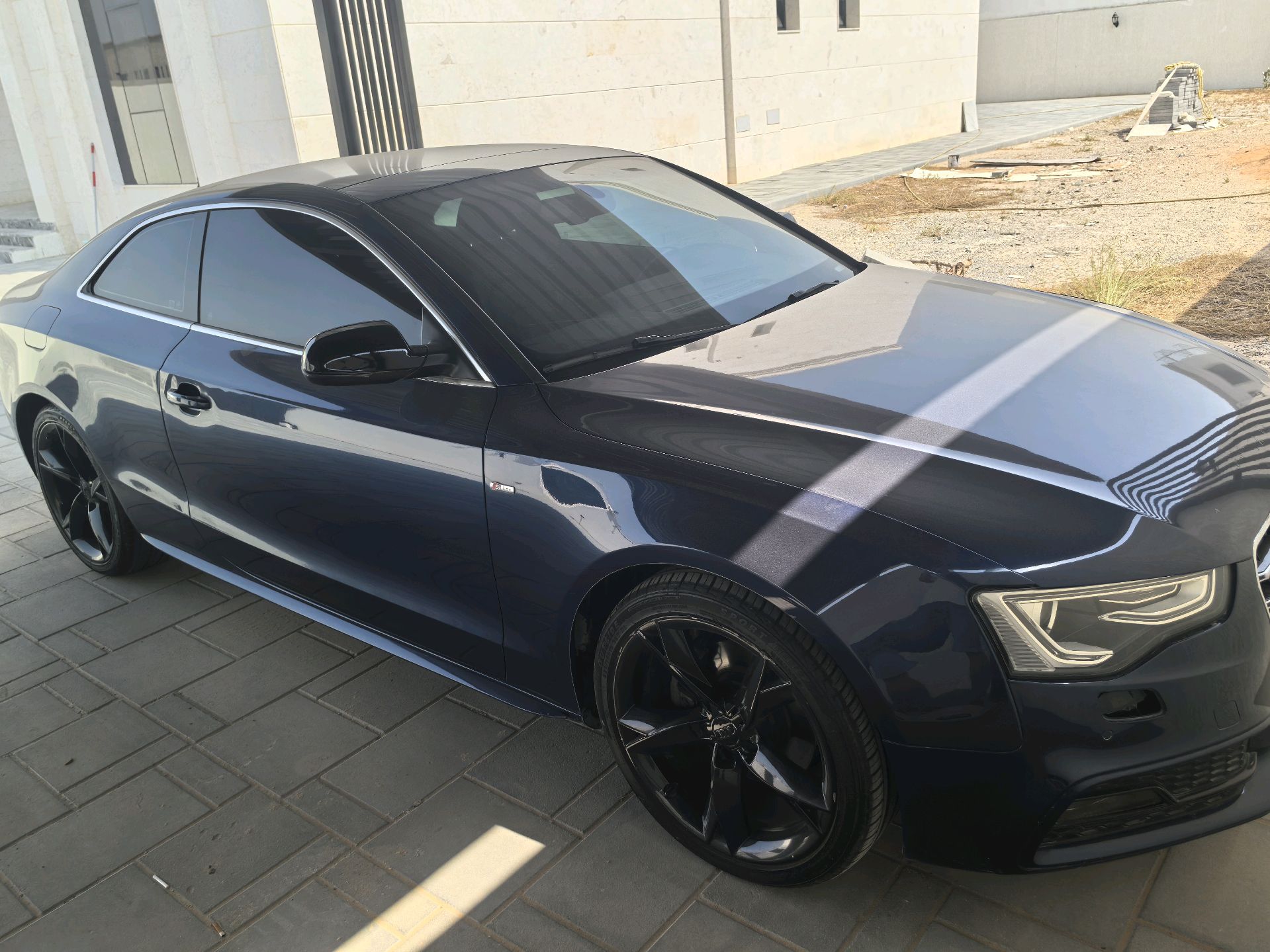 2014 Audi A5 S-line-TFSI-Quattro-2 Doorscoupe-GCC-UNIQUE COLORSUPERCLEAN-Well condition photo 10