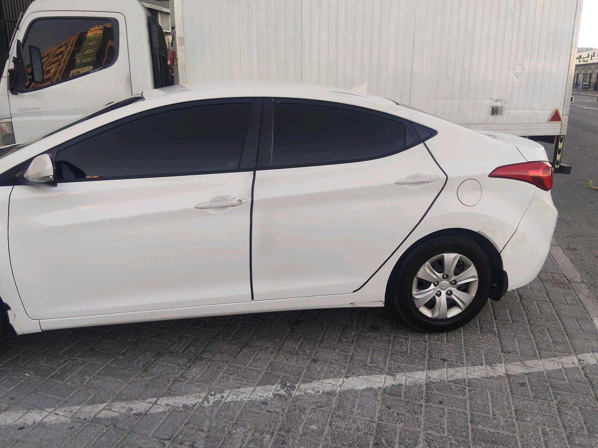 Hyundai Elantra 2013 photo 7