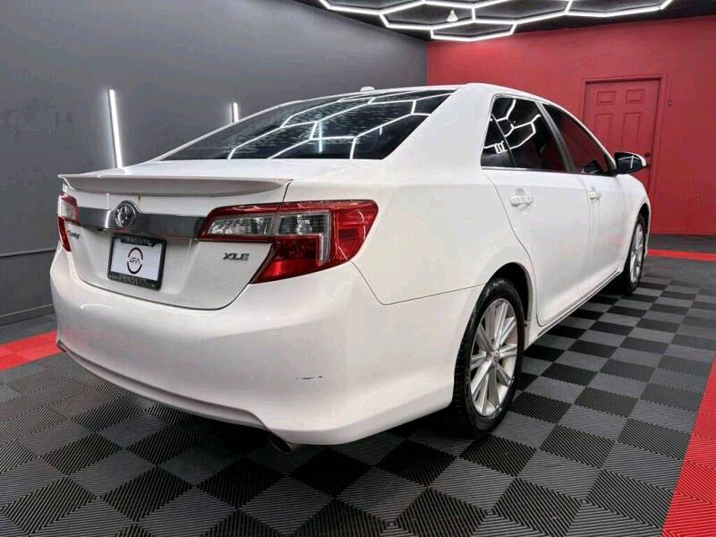 Toyota Camry 2012 photo 7