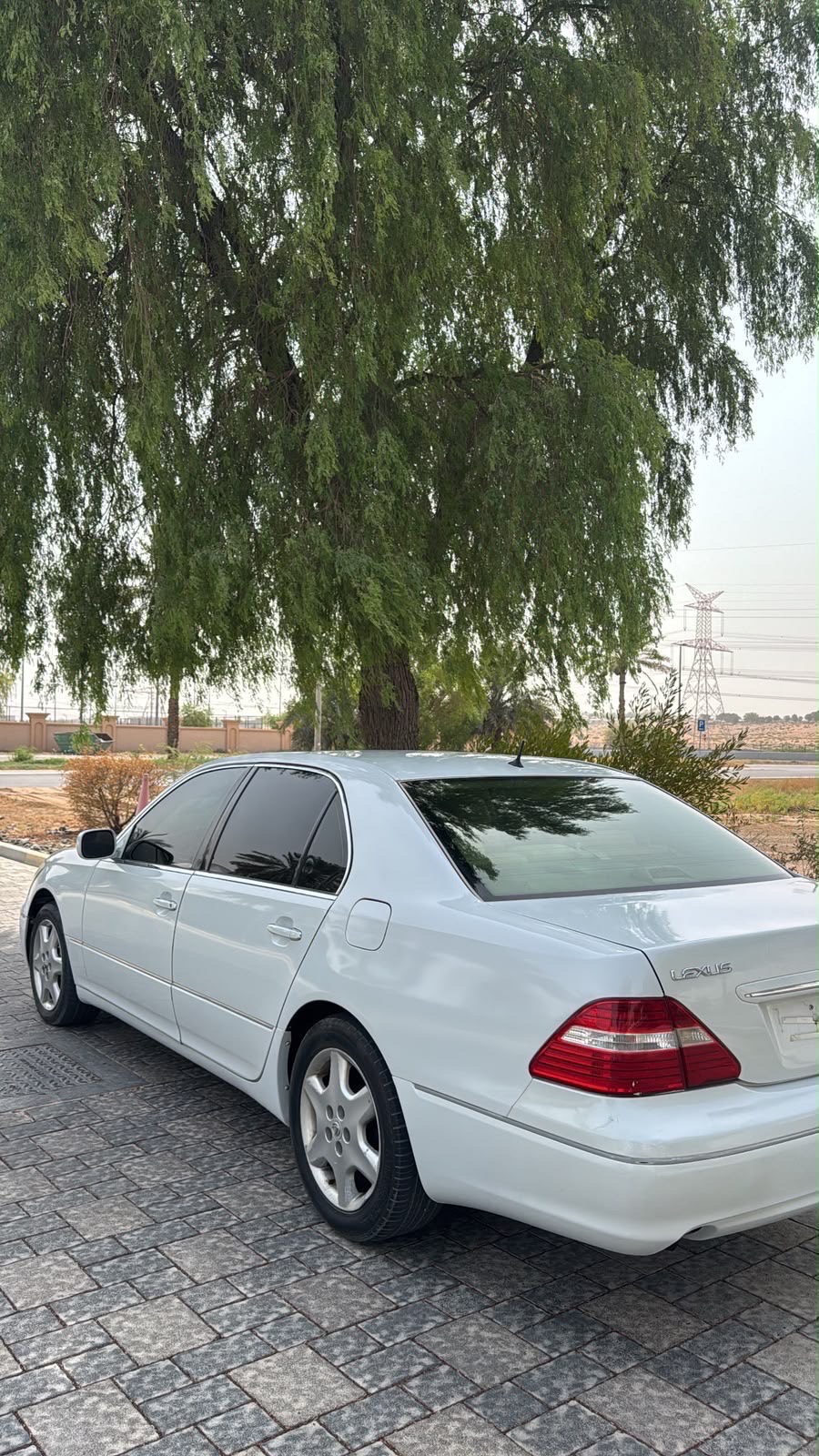 Lexus LS 2002 photo 2