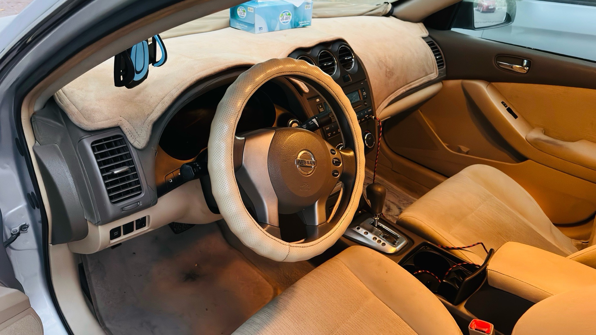 Nissan Altima 2010 photo 1