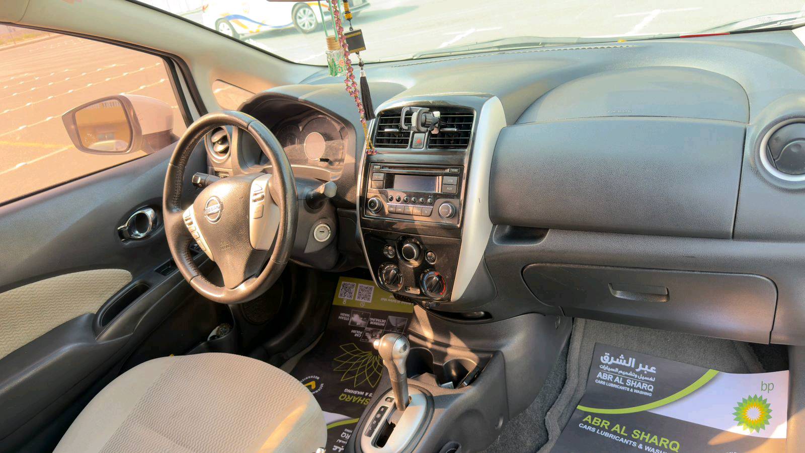 Nissan Tiida 2015 photo 9