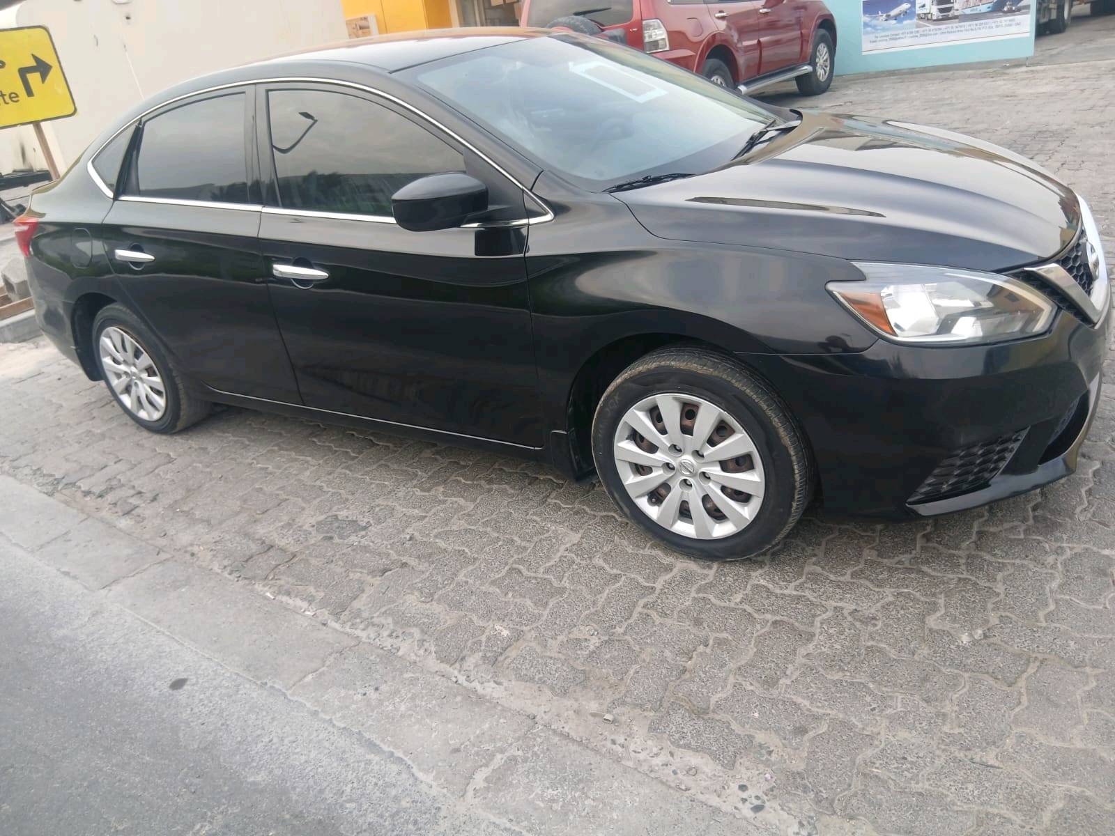 Nissan Sentra 2019 photo 2
