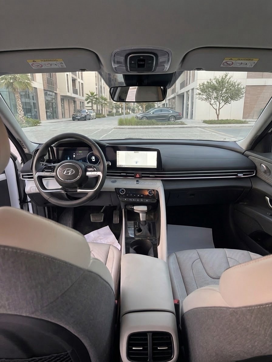 Hyundai Elantra 2025 photo 7