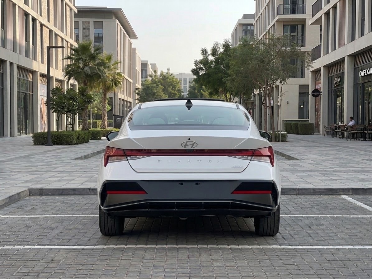 Hyundai Elantra 2025 photo 5