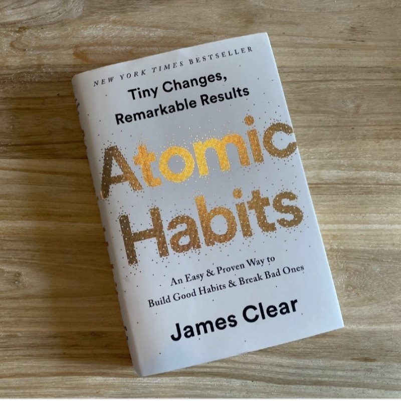 atomic habits book cover