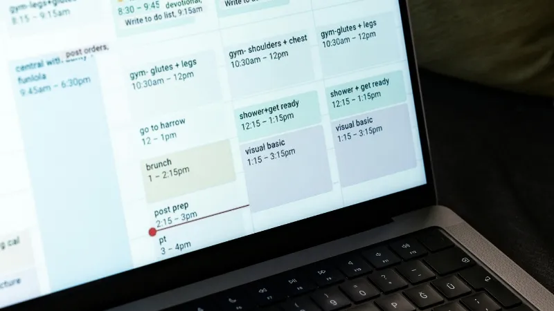 Agenda online para negocios locales con horarios disponibles.