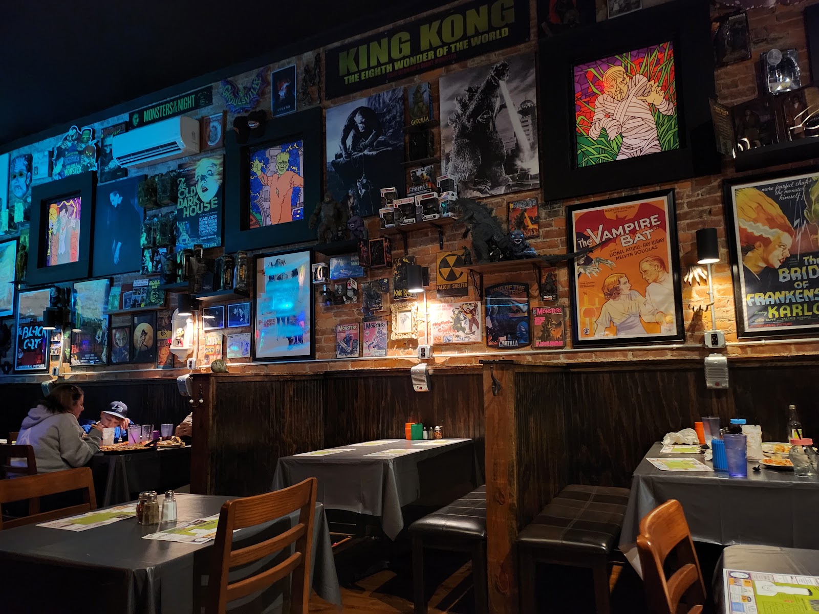 Famous Monster Pizza gallery 3