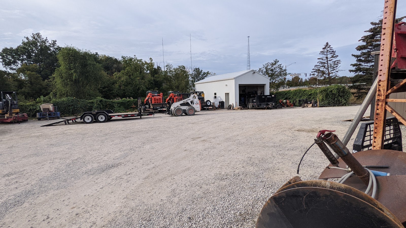 S & A Equipment Rental gallery 6