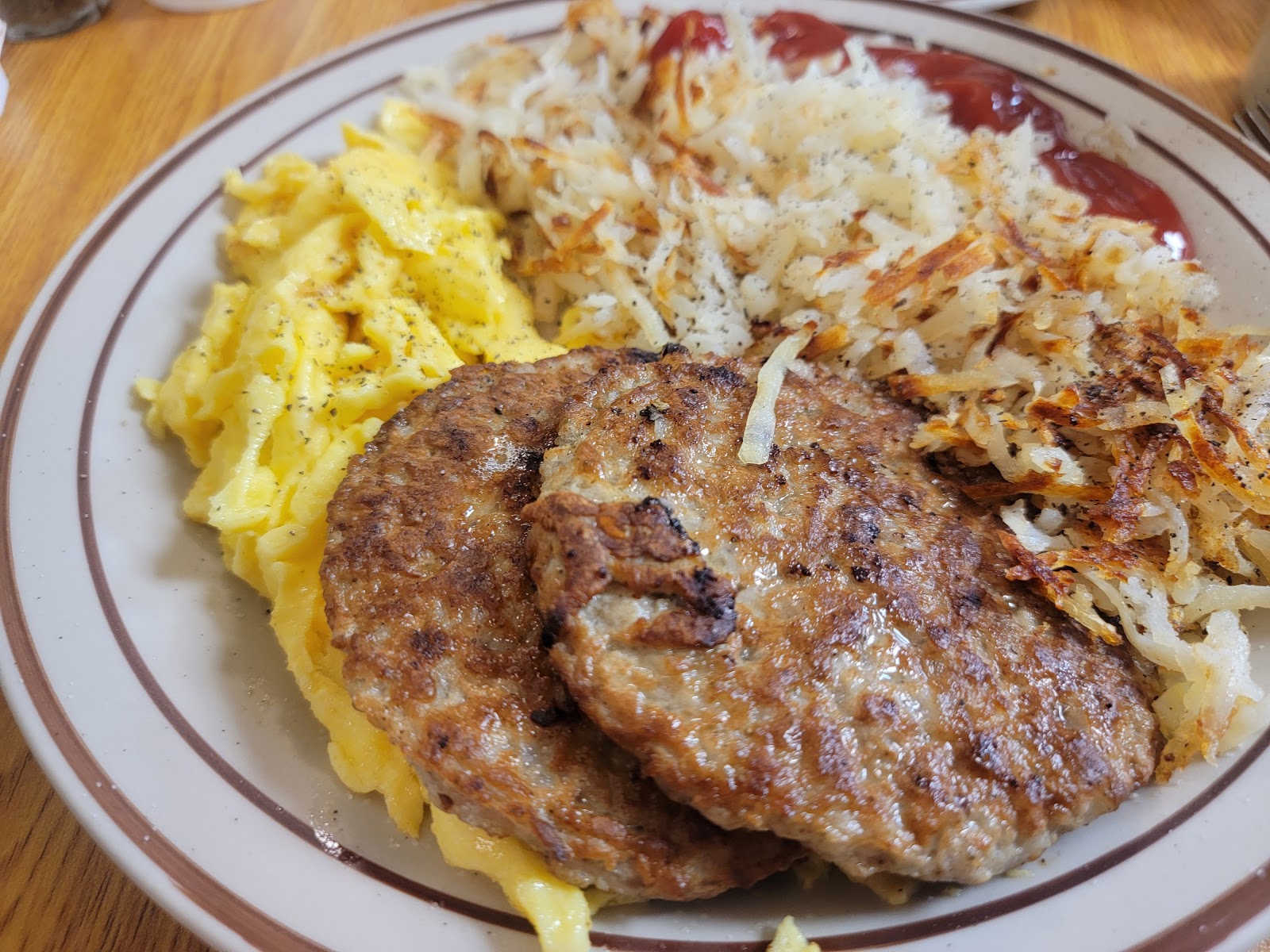 Richards Restaurant - Bluffton,IN gallery 4