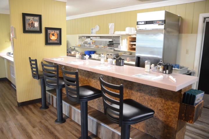 Richards Restaurant - Bluffton,IN gallery 9