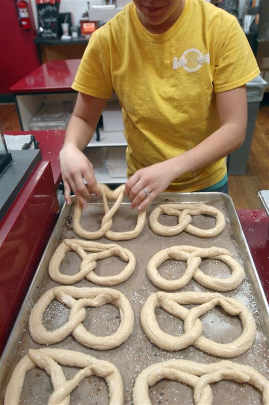 Jojo's Pretzels gallery 9