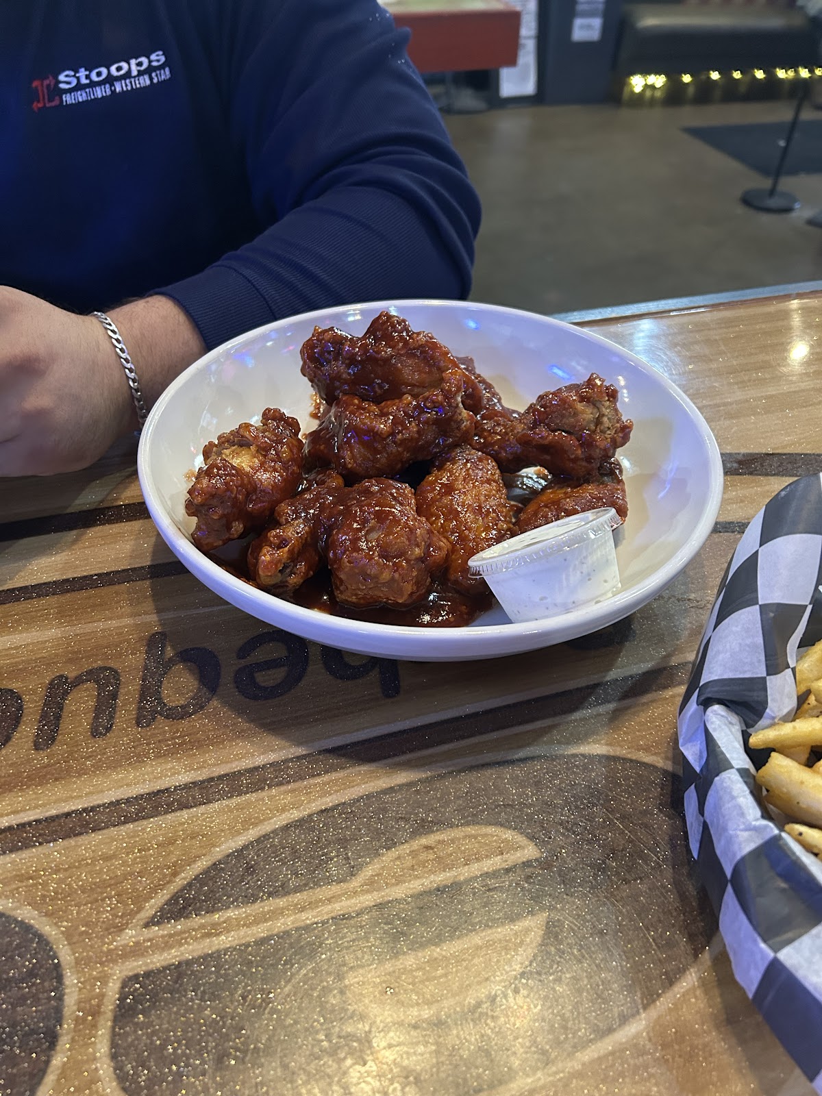 Jed’s BBQ & Brew of Angola gallery 4