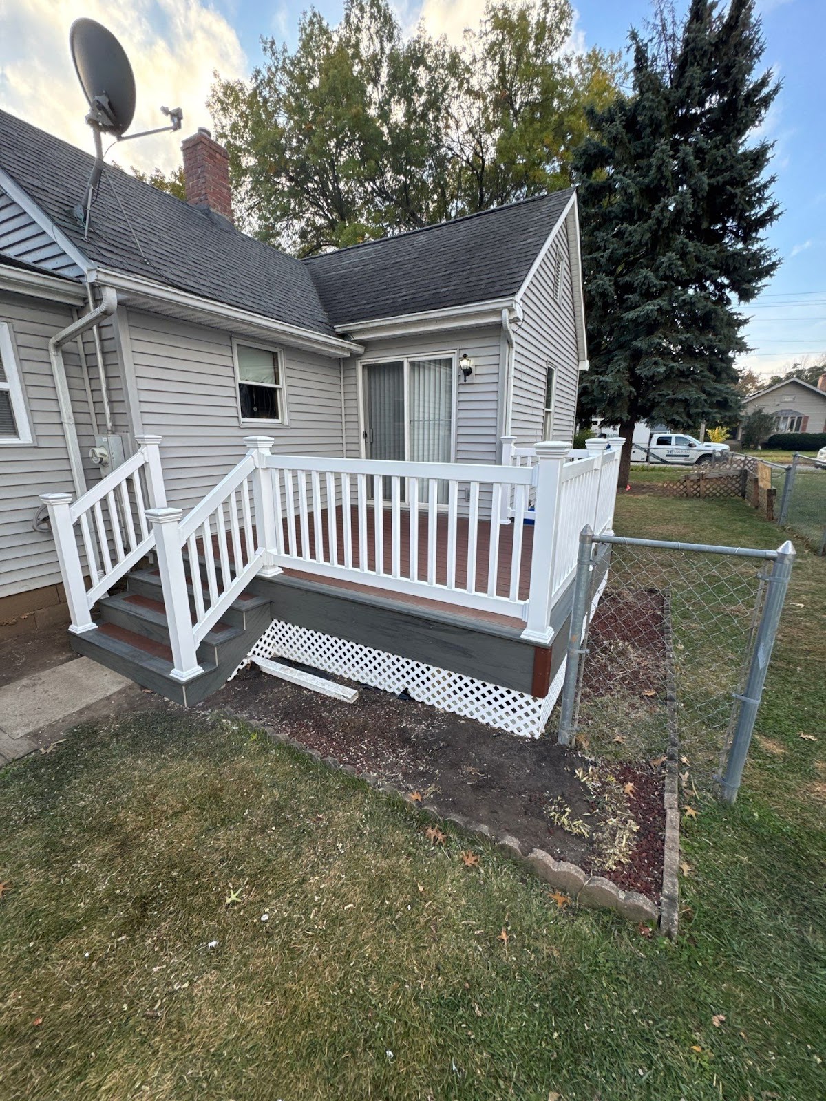 Revamp Fence & Deck gallery 6
