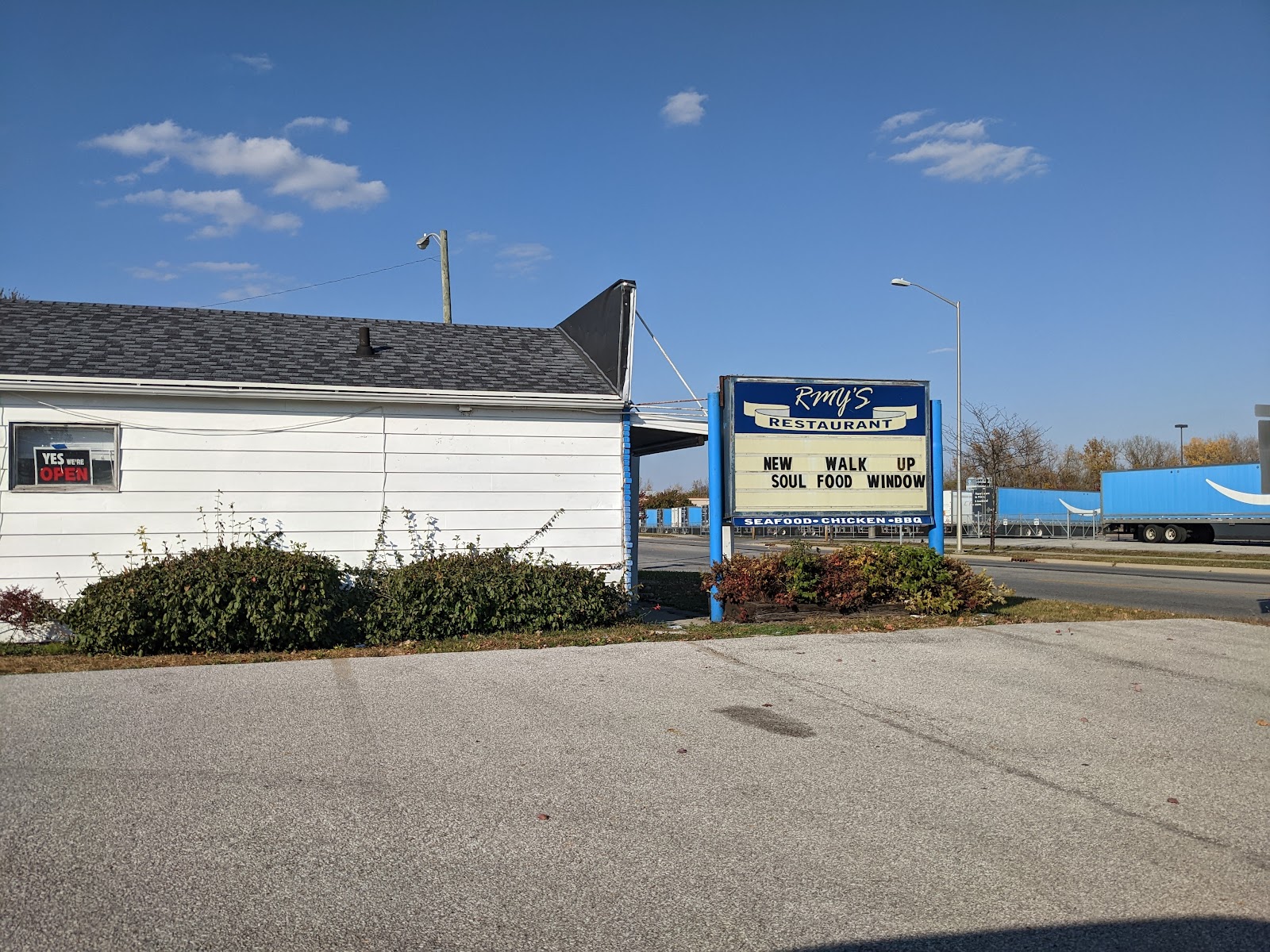 R M Y's Family Restaurant gallery 4