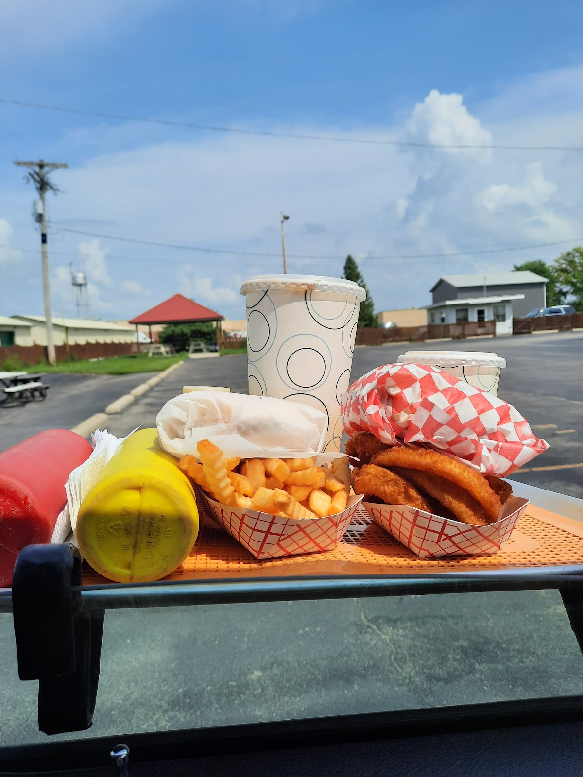 Bummie's Drive-In gallery 6