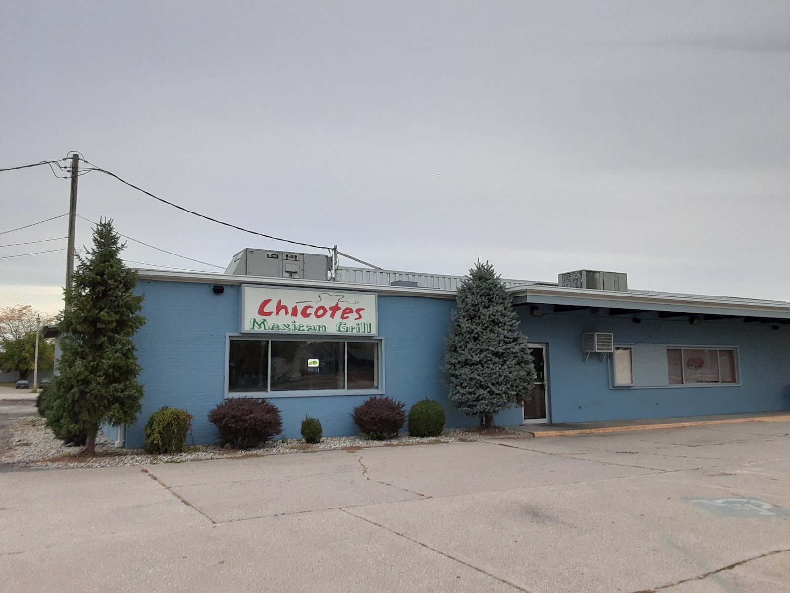 Chicotes Mexican Grill gallery 3