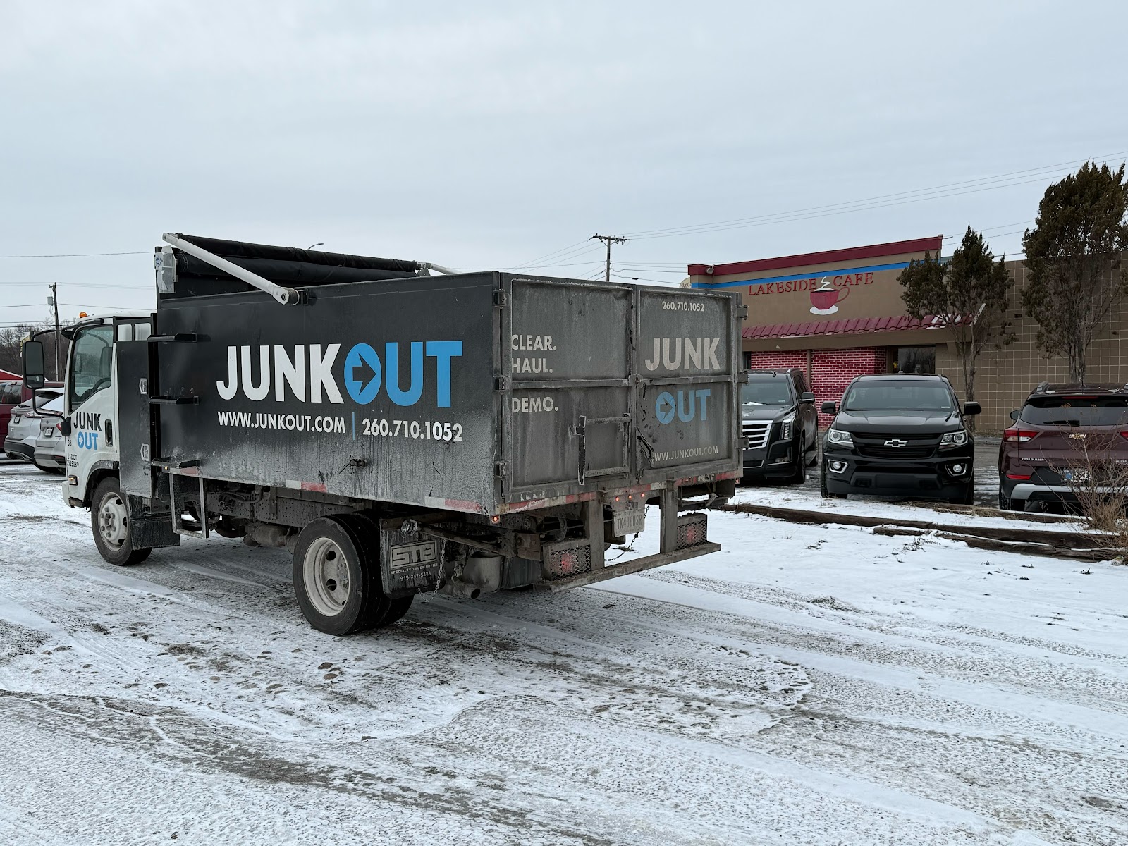 Junk Out gallery 5