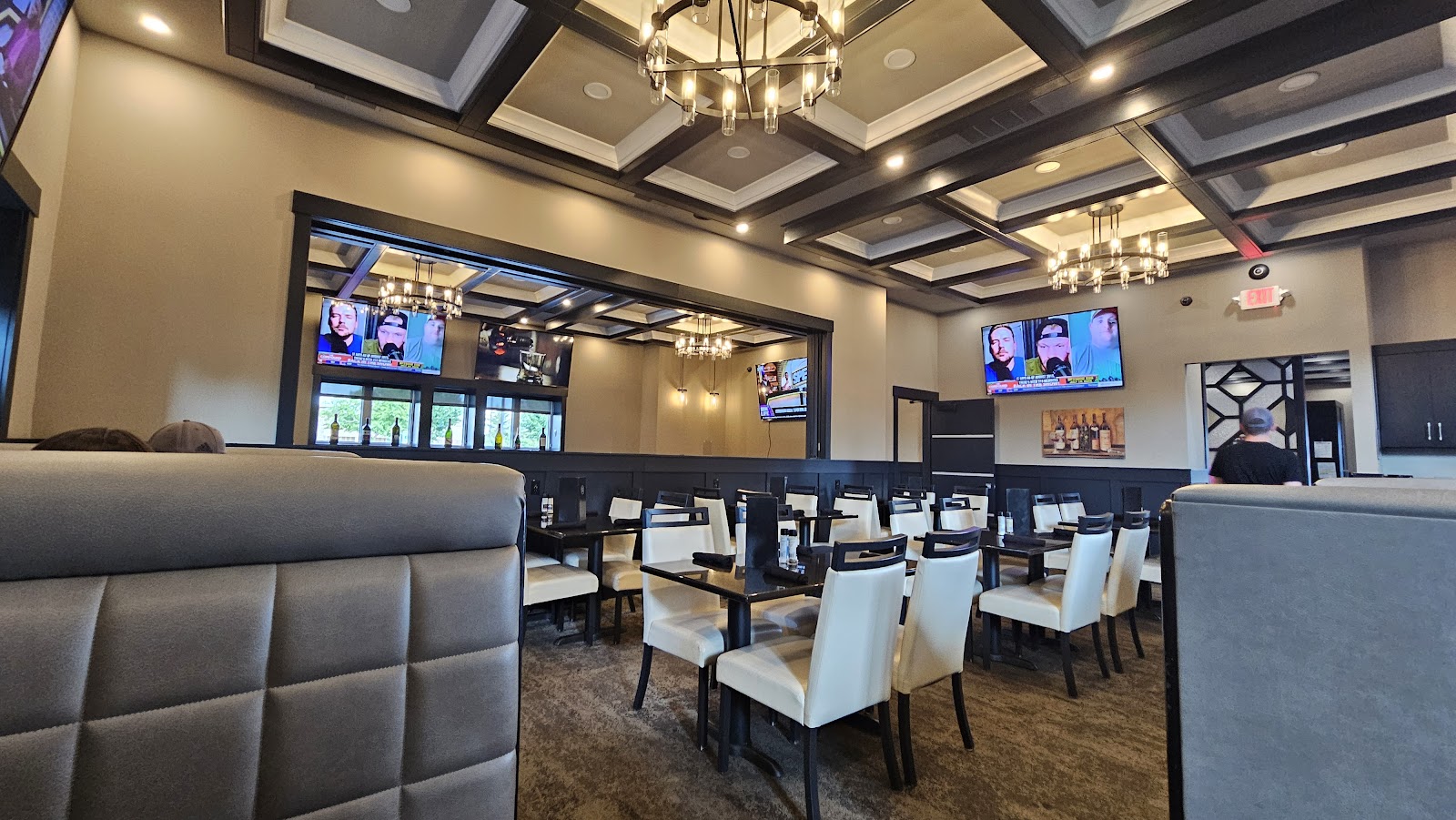 Summit Grill Kitchen & Cocktails gallery 4