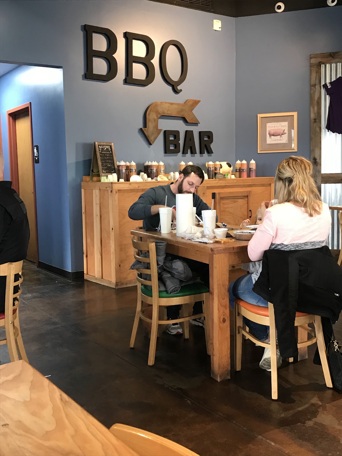 Lucille's BBQ gallery 6