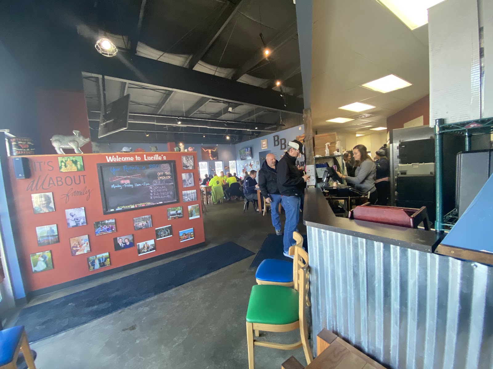Lucille's BBQ gallery 8