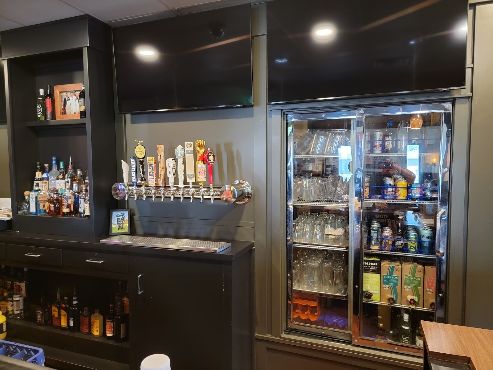 Morgan's Tap & Grill