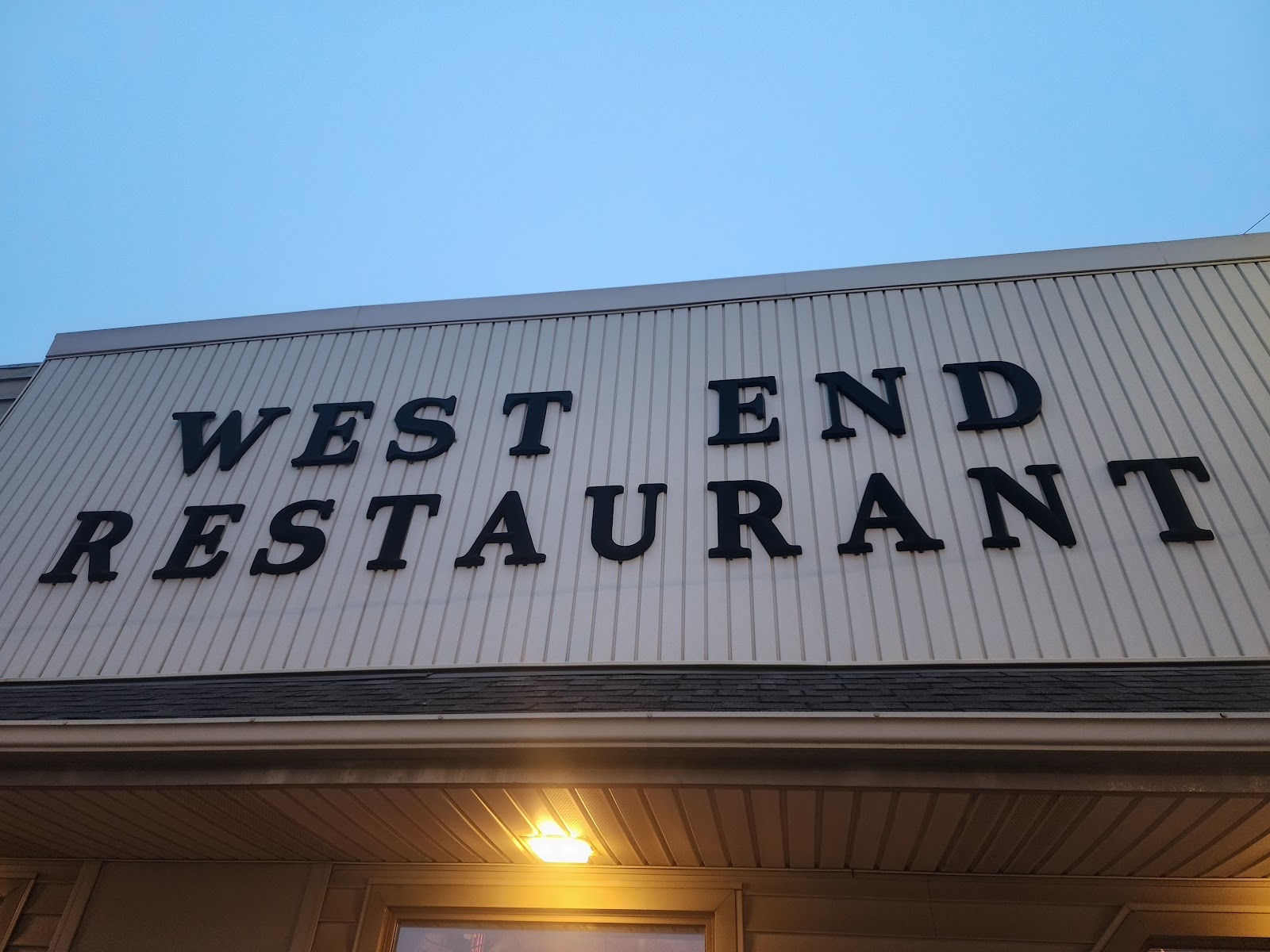 West End Restaurant gallery 6