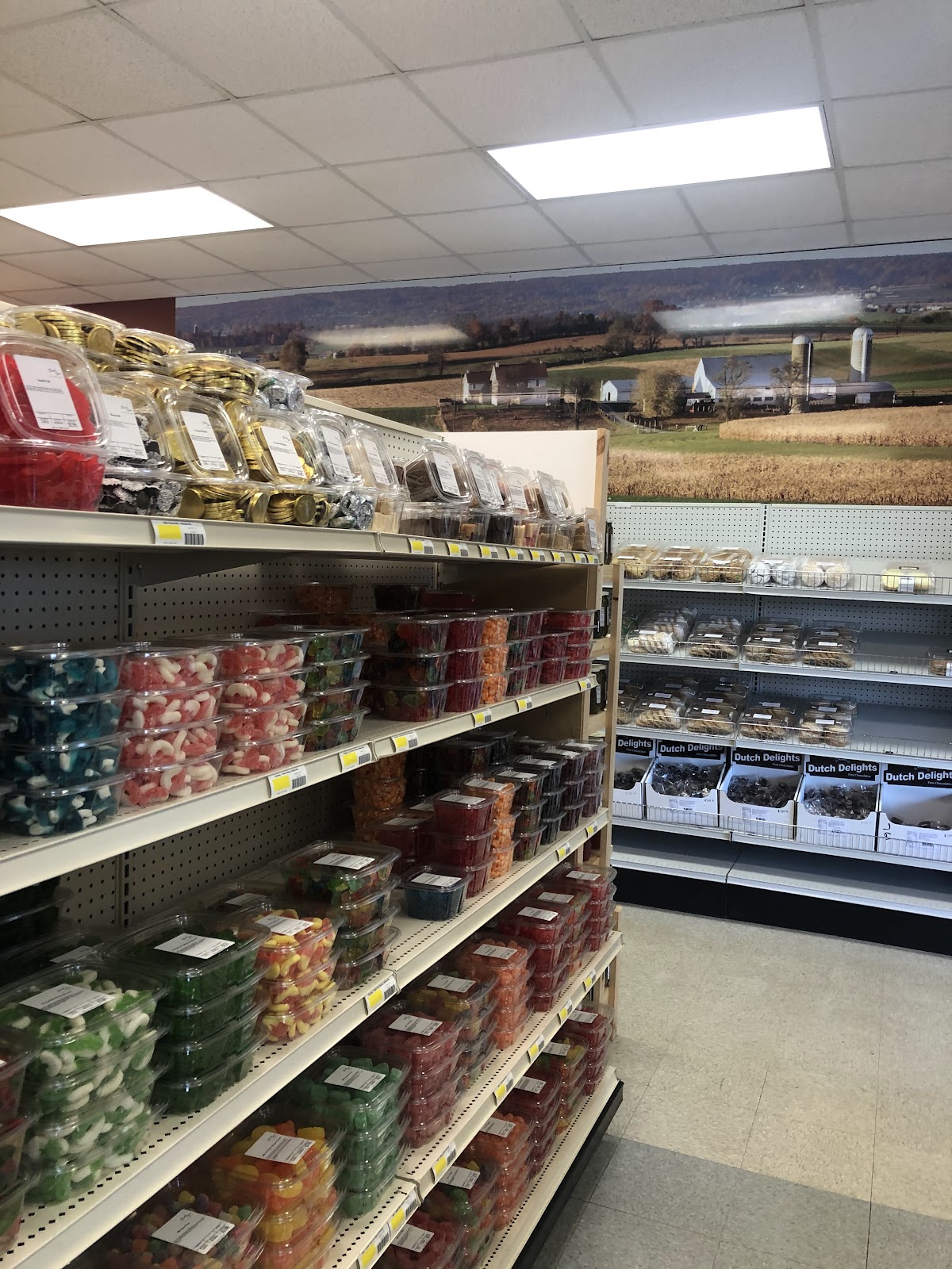 Nolt's Marketplace gallery 4