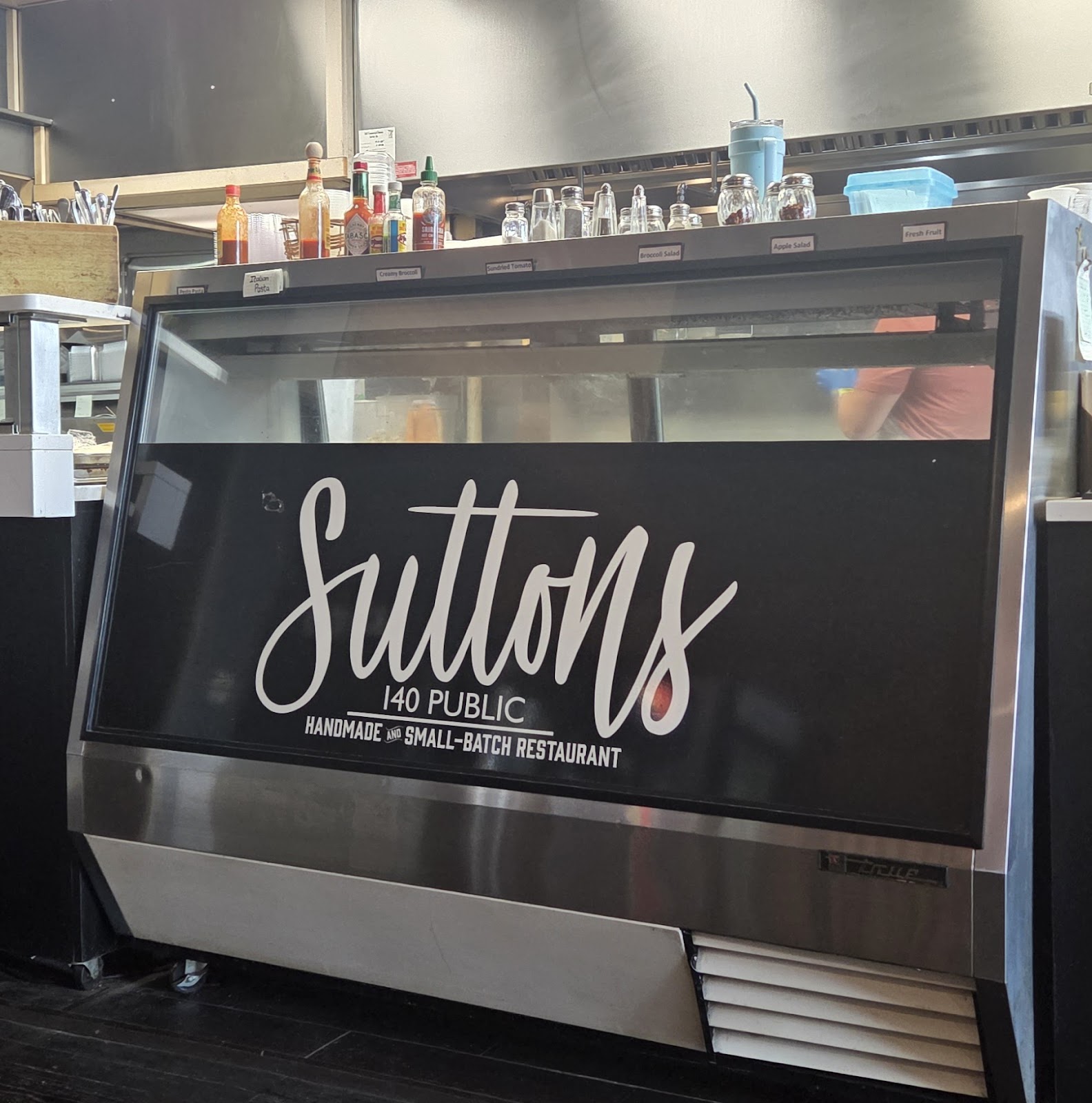 Sutton's Deli gallery 8