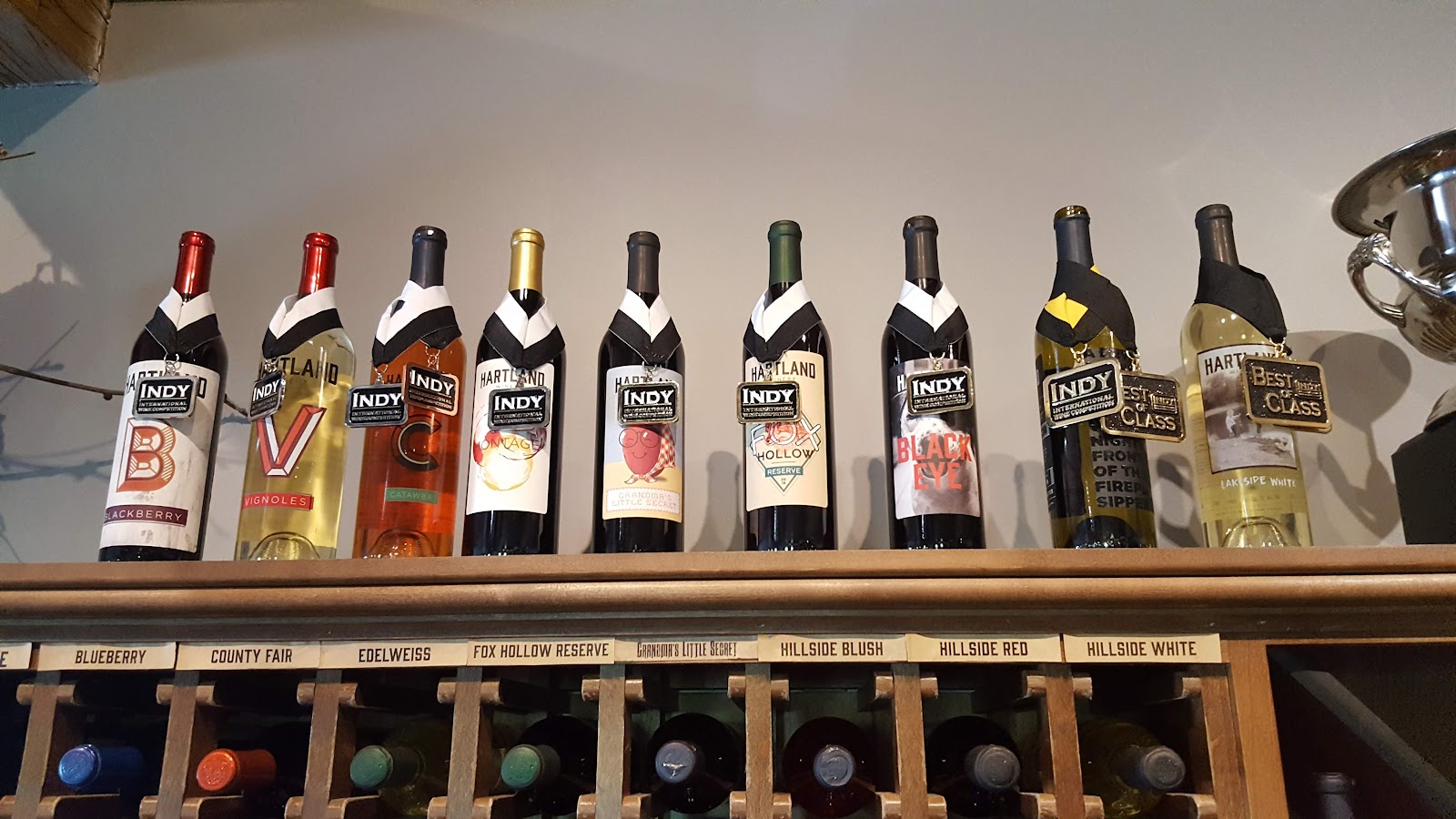 Acres Away Winery gallery 7
