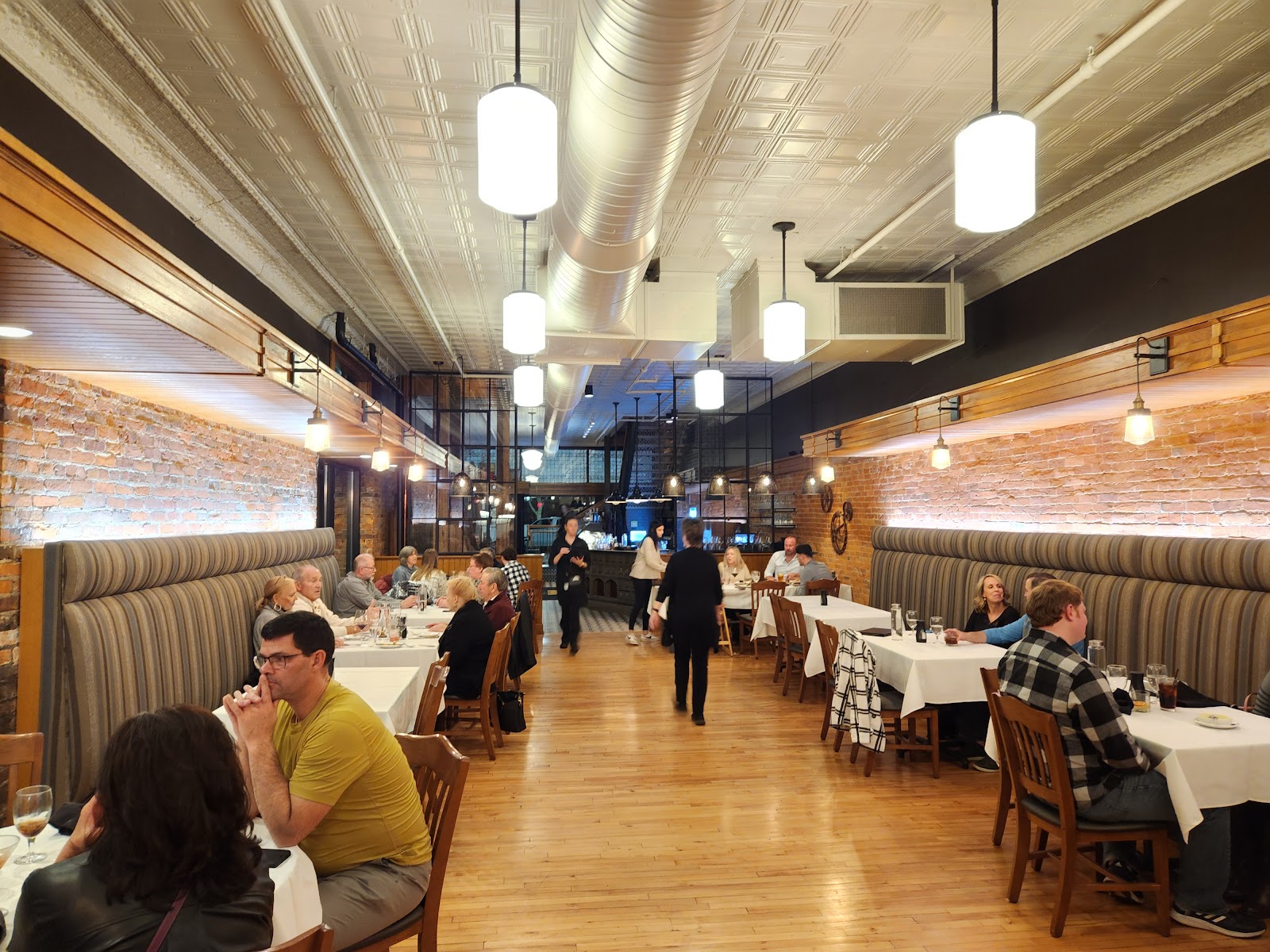 Auburn City Steakhouse gallery 7