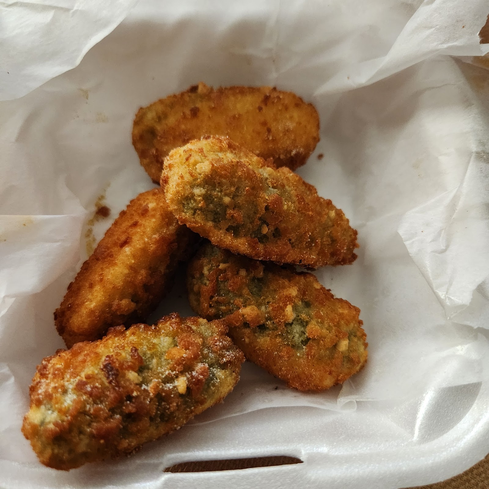 Louisianas hot chicken gallery 7