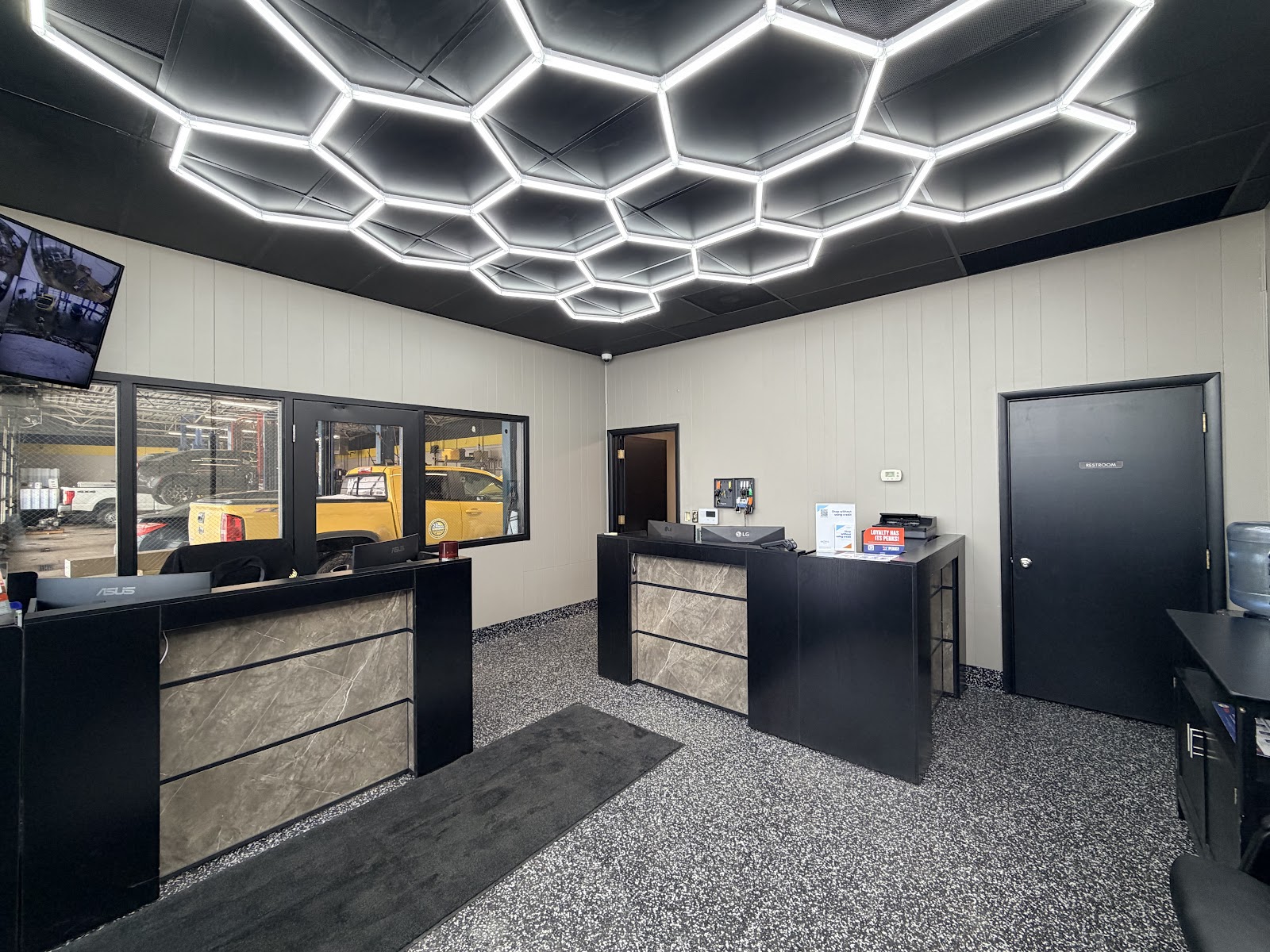 Yes! Automotive Service gallery 9