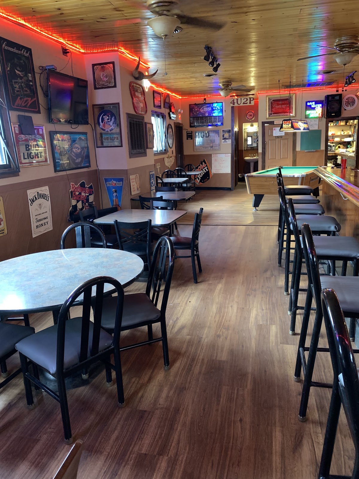 Joe's Place gallery 8