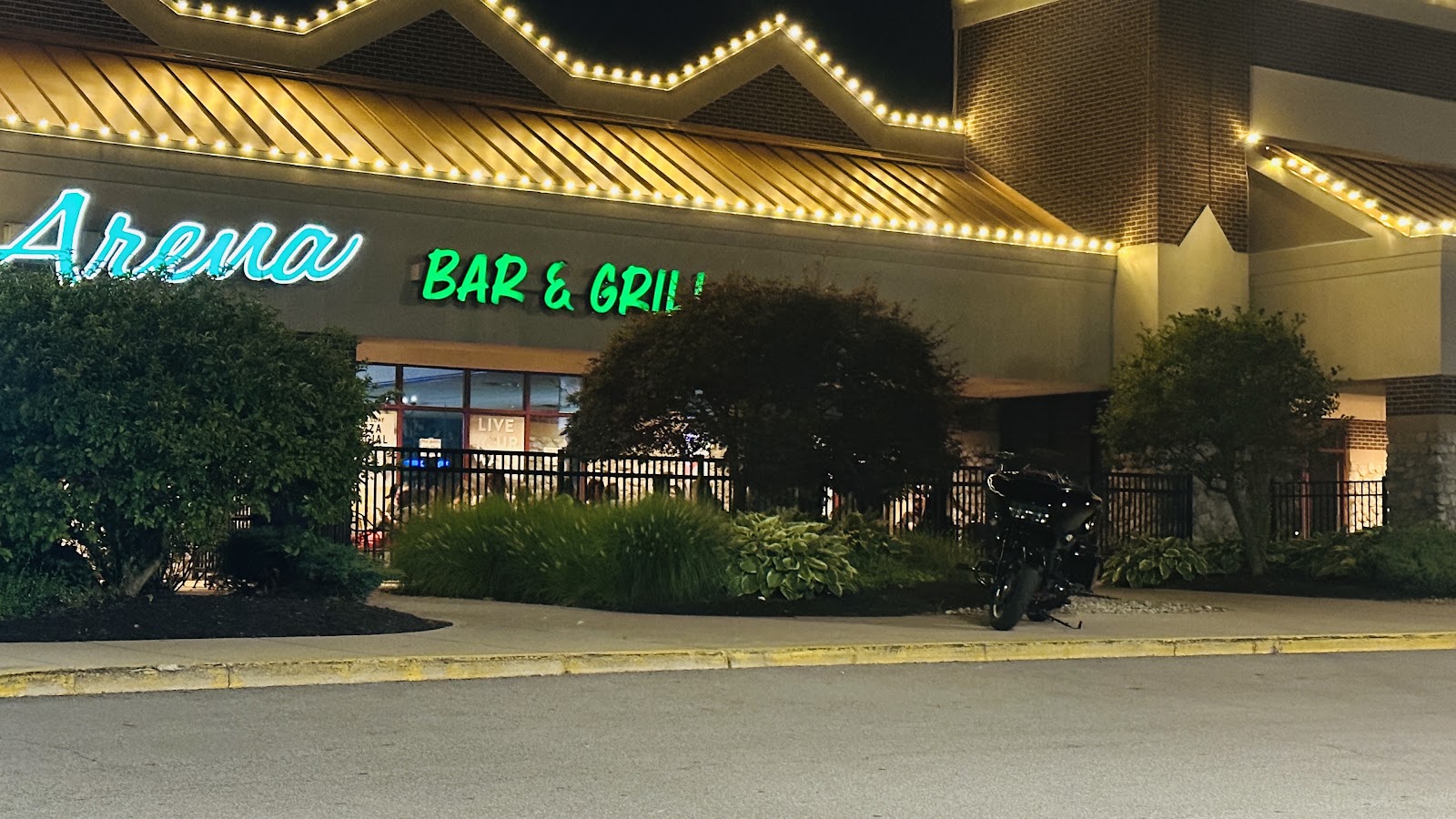 Arena Bar & Grill gallery 3