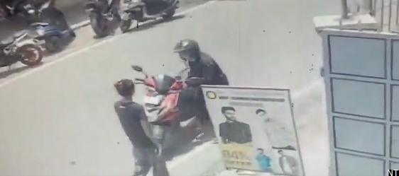 Bengaluru Ex-Husband Knife Attack Caught on CCTV