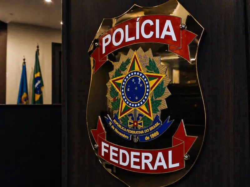 PF investiga fraude milionária em licitação de móveis escolares na Paraíba