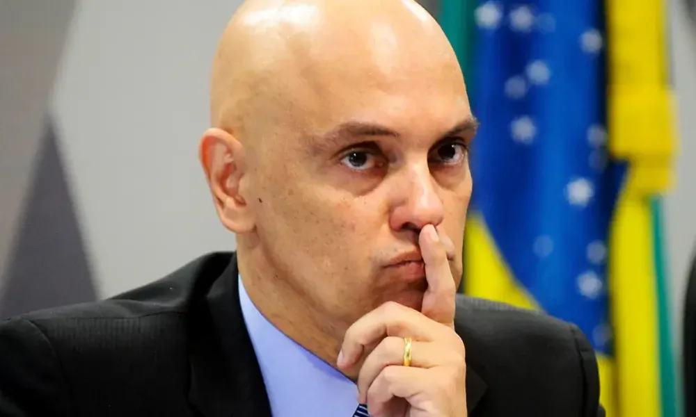 Em sessão histórica, STF julga se autoriza abertura de investigação contra Alexandre de Moraes