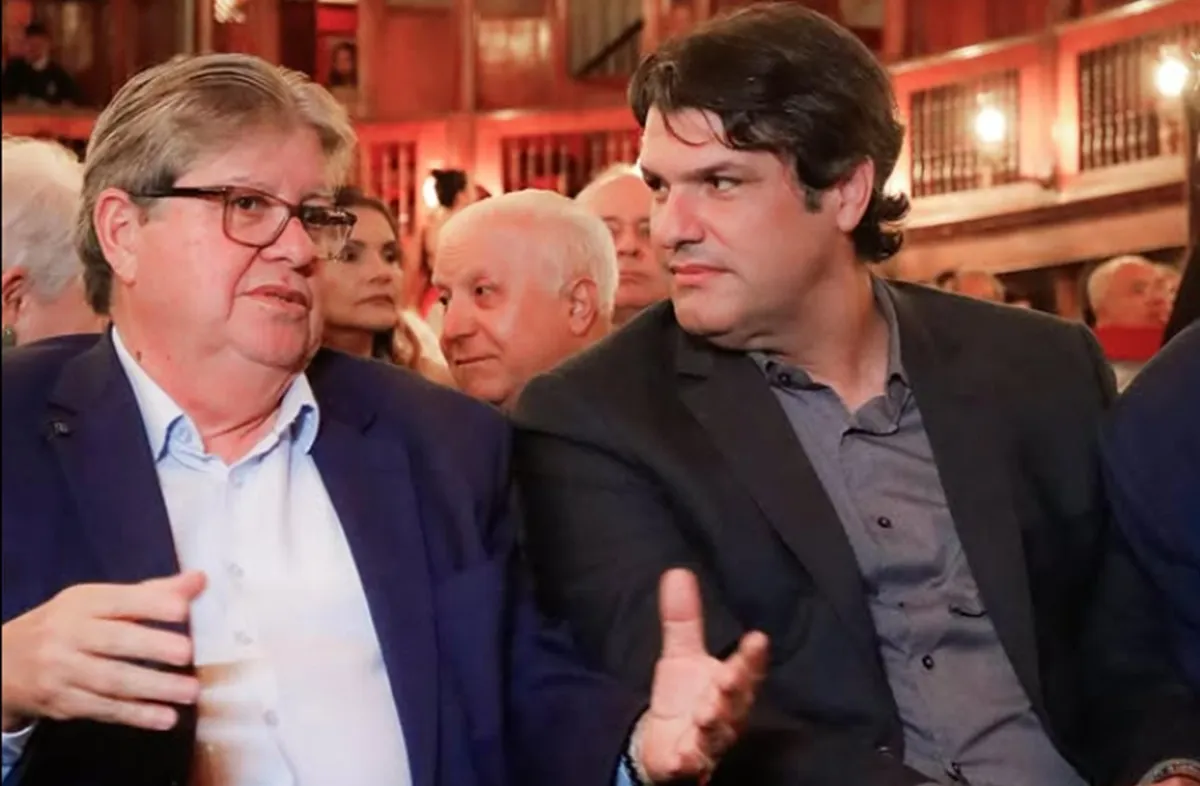João Azevêdo minimiza saída de Leo Bezerra e diz que planejamento ao Senado segue inalterado